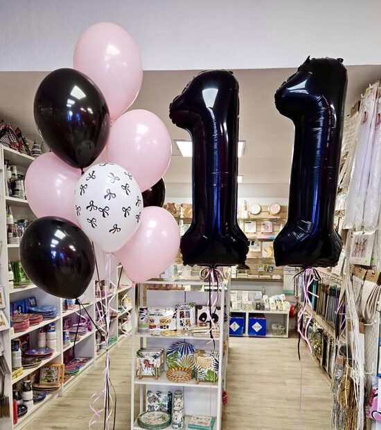 N-110 Hēlija balonu kompozīcija "Cipari un balonu pušķis"